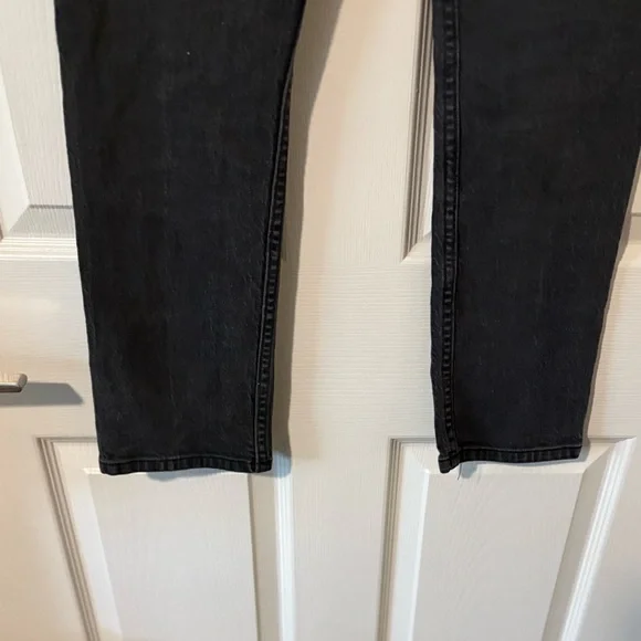Reformation Liza High Rise Straight Jeans in Washed Black Size 24 - Picture 6 of 9